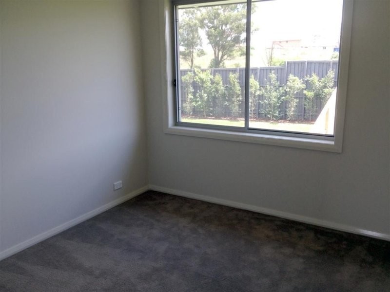 3 Bandara Circuit, Spring Farm NSW 2570