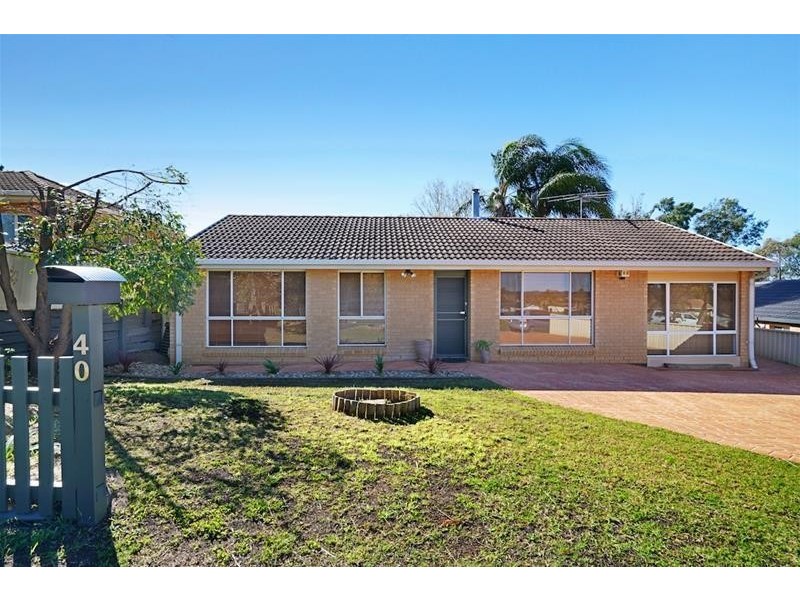 40 Cornelian Avenue, Eagle Vale NSW 2558