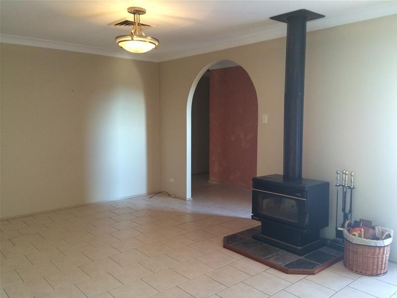 42 Wilson Crescent, Narellan NSW 2567