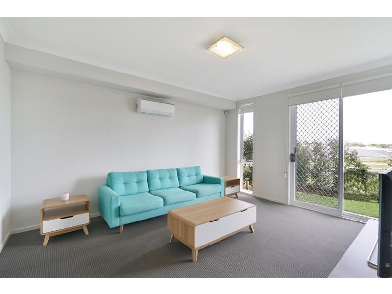 104 Liz Kernohan Drive, Elderslie NSW 2570