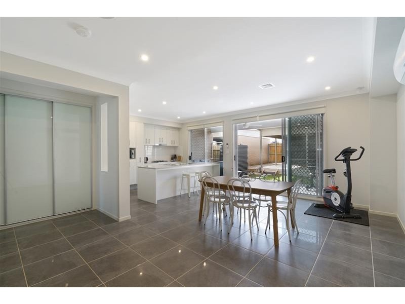 104 Liz Kernohan Drive, Elderslie NSW 2570