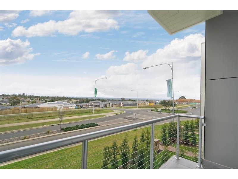 104 Liz Kernohan Drive, Elderslie NSW 2570