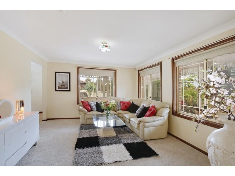 12 Solander Place, Mount Annan NSW 2567