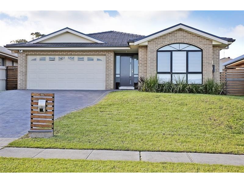 15 Marshall Avenue, Spring Farm NSW 2570