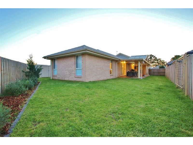 6 Longley Avenue, Elderslie NSW 2570