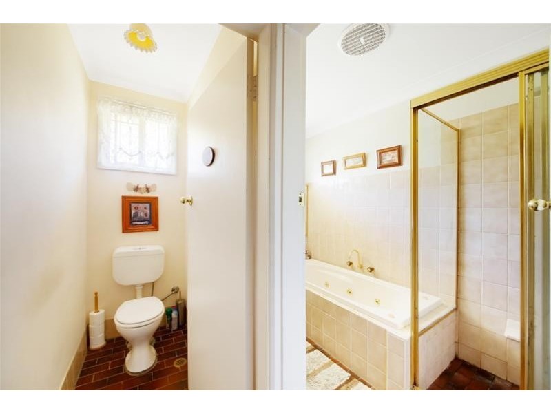 187 Georges River Road, Kentlyn NSW 2560