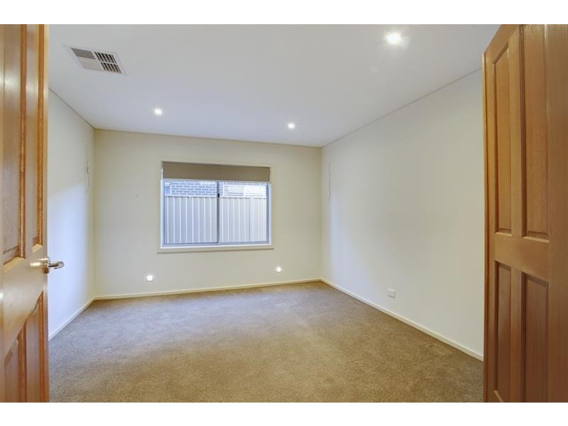 12 Lonigan Parade, Harrington Park NSW 2567