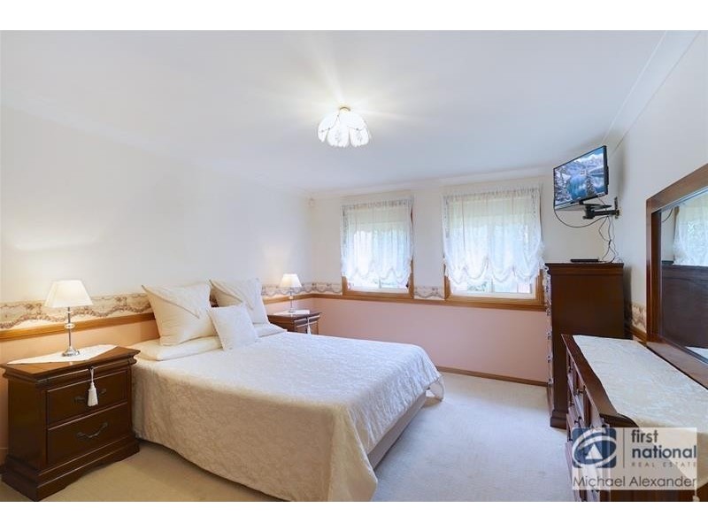 19 Chain-o-ponds Circuit, Mount Annan NSW 2567