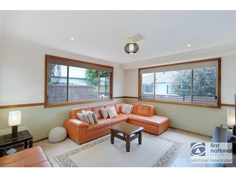 19 Chain-o-ponds Circuit, Mount Annan NSW 2567