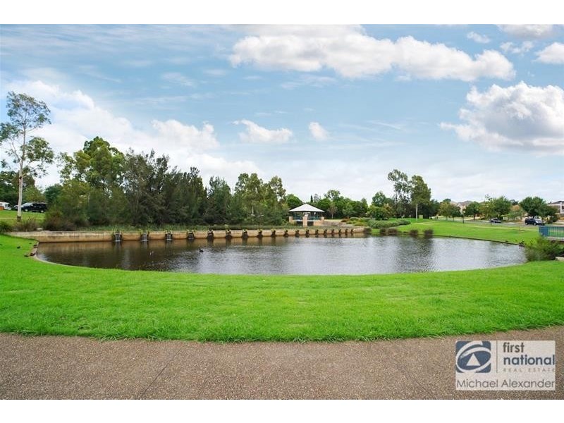 19 Chain-o-ponds Circuit, Mount Annan NSW 2567