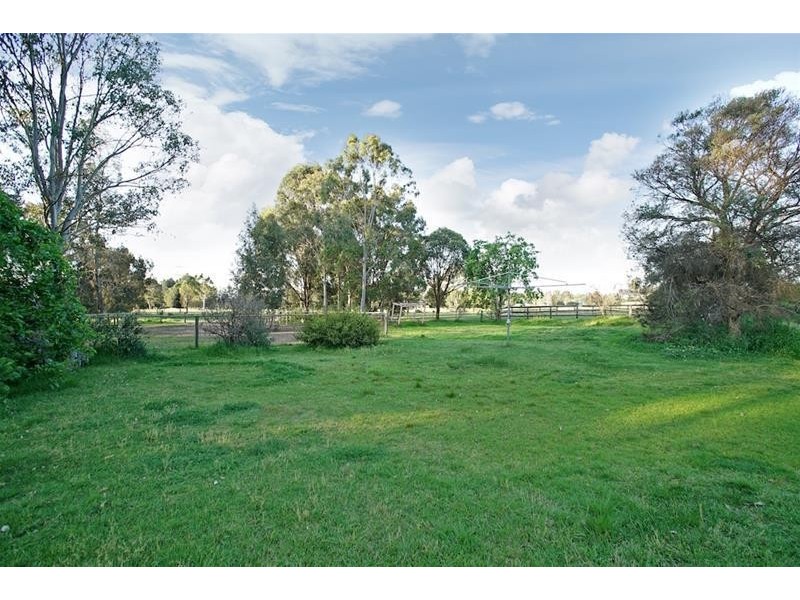 34 Oran Park Drive, Oran Park NSW 2570
