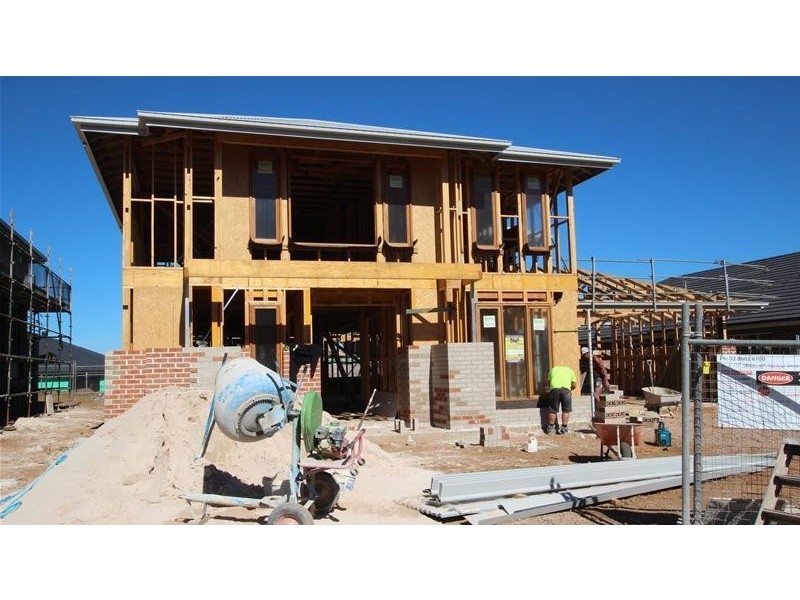 175 Jenolan Circuit, Harrington Park NSW 2567