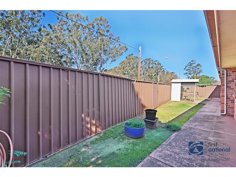 2 Azalea Place, Macquarie Fields NSW 2564