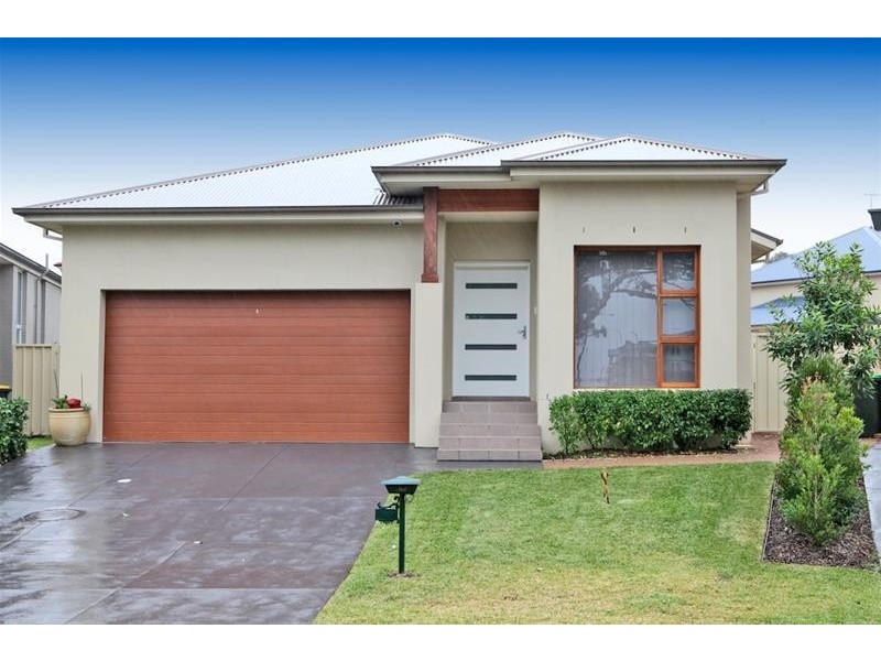 19 Dunlop Avenue, Harrington Park NSW 2567