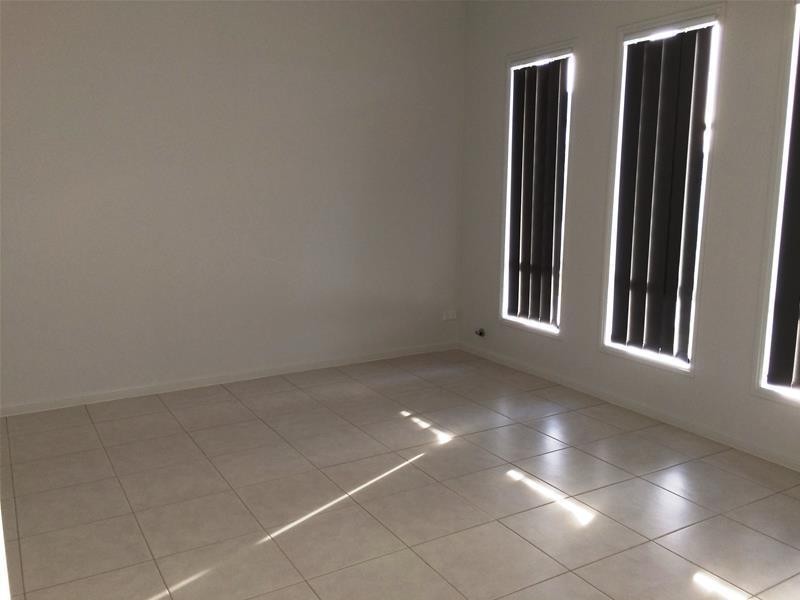 16 Rose Street, Oran Park NSW 2570