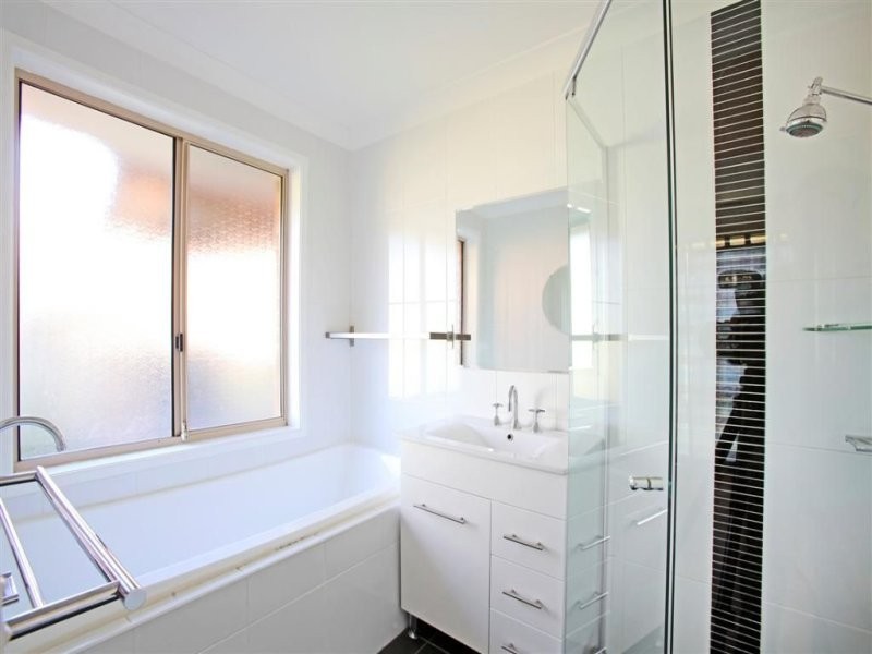 1 Hines Place, Mount Annan NSW 2567