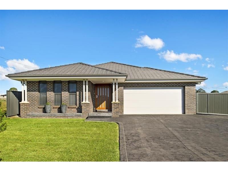 26 Donovan Boulevard, Gregory Hills NSW 2557