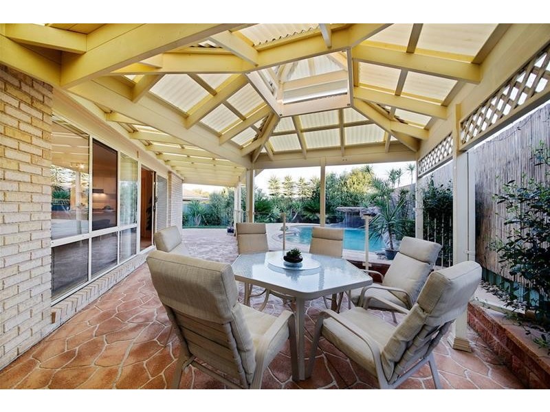 14 Macleay Court, Harrington Park NSW 2567