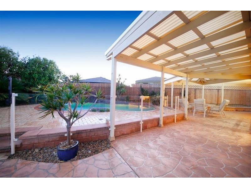 14 Macleay Court, Harrington Park NSW 2567