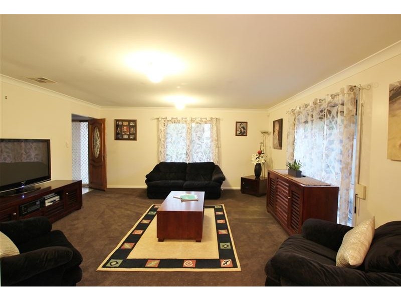 32 Fairwater Drive, Harrington Park NSW 2567