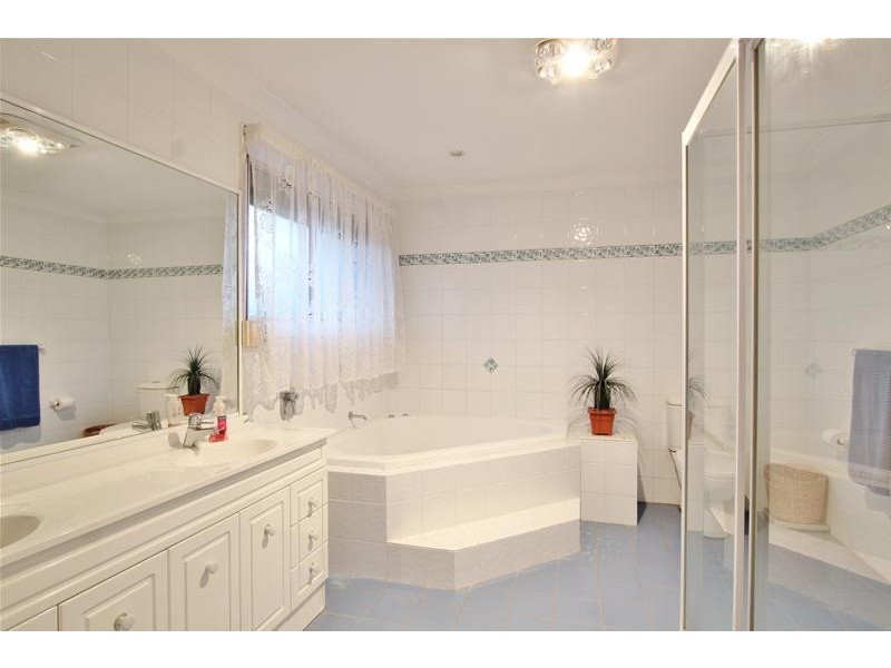 32 Fairwater Drive, Harrington Park NSW 2567