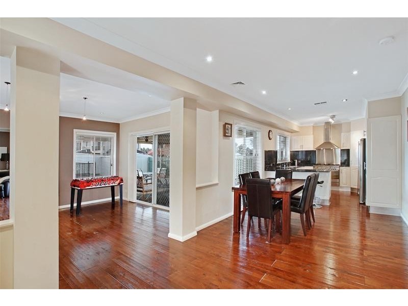 14 Endeavour Circuit, Harrington Park NSW 2567