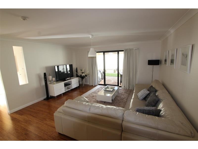 42 Glenrowan Drive, Harrington Park NSW 2567