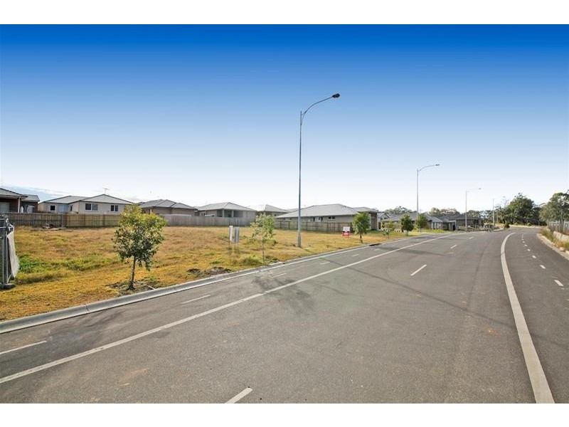 2306 Hampshire Boulevard, Spring Farm NSW 2570