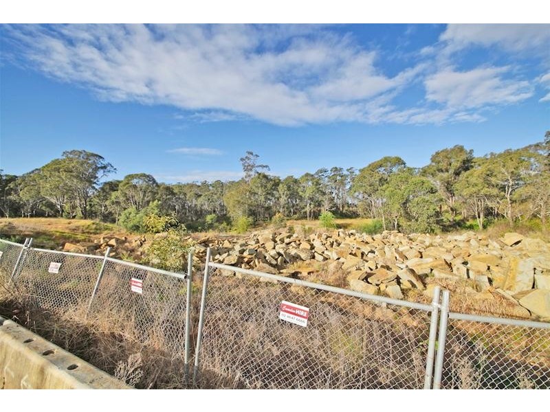2306 Hampshire Boulevard, Spring Farm NSW 2570