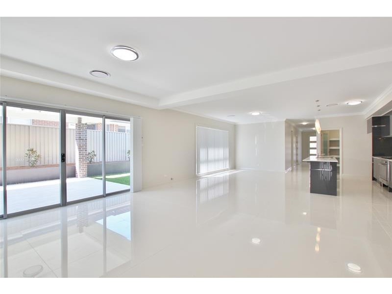 38 Bond Street, Oran Park NSW 2570