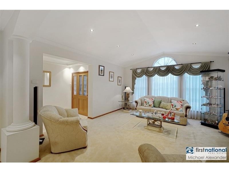 10 Kinnear Street, Harrington Park NSW 2567