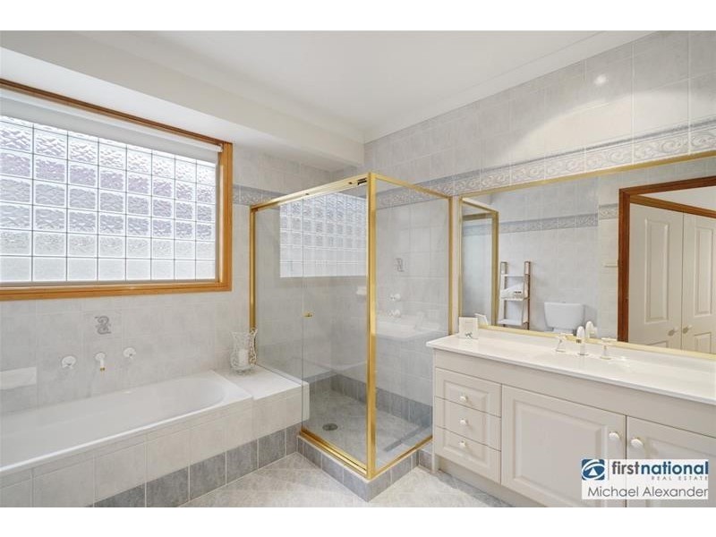 10 Kinnear Street, Harrington Park NSW 2567