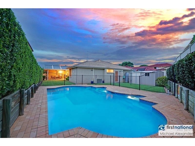 10 Kinnear Street, Harrington Park NSW 2567