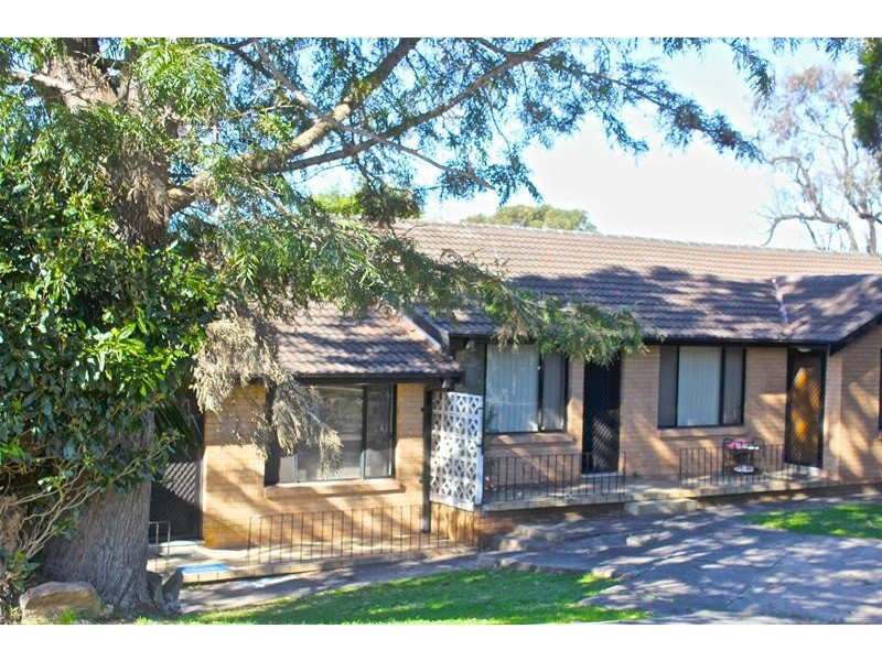 2/37 Kingsley Street, Lake Heights NSW 2502