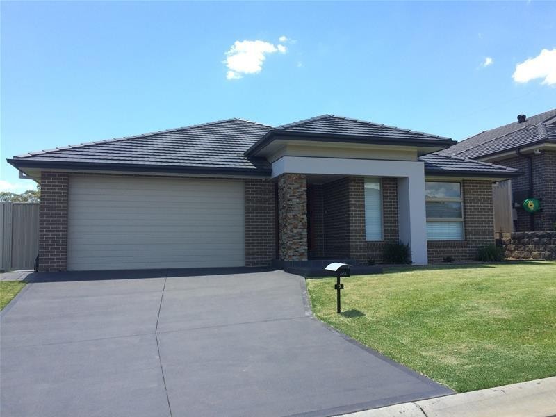 17 Lancaster Street, Gregory Hills NSW 2557