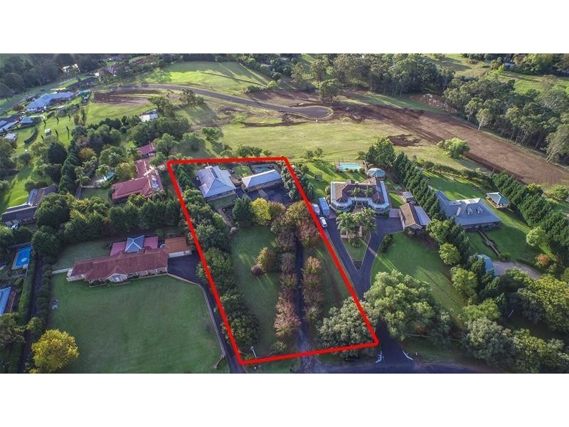 152 The Old Oaks Road, Grasmere NSW 2570