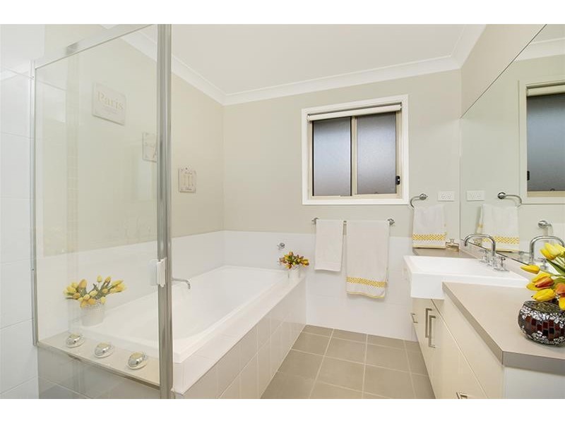 3 Mitten Street, Elderslie NSW 2570