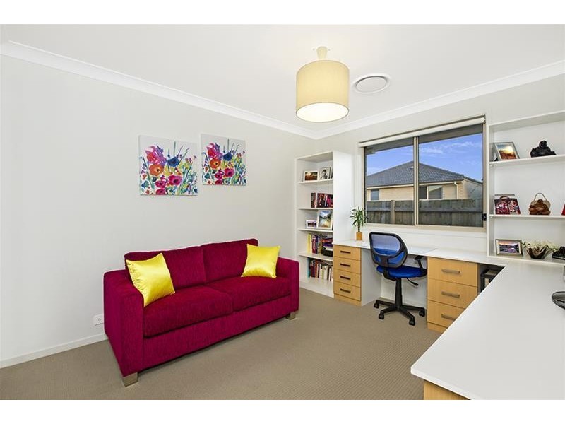 3 Mitten Street, Elderslie NSW 2570