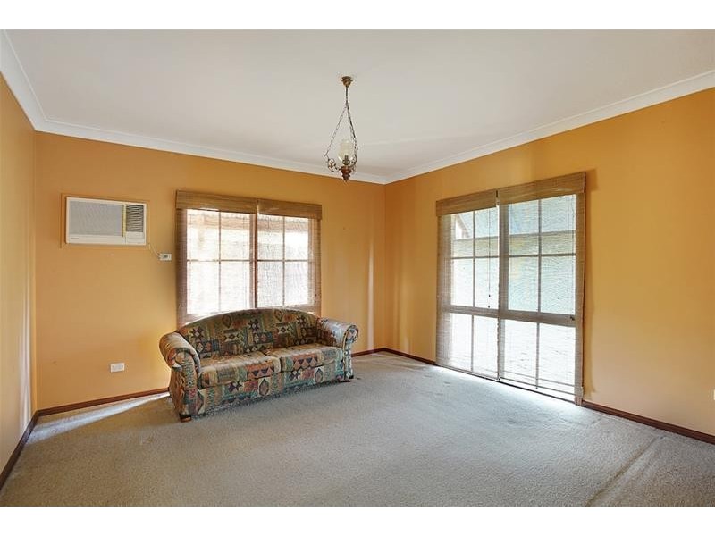 34 Oran Park Drive, Oran Park NSW 2570