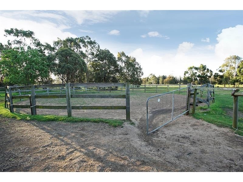 34 Oran Park Drive, Oran Park NSW 2570