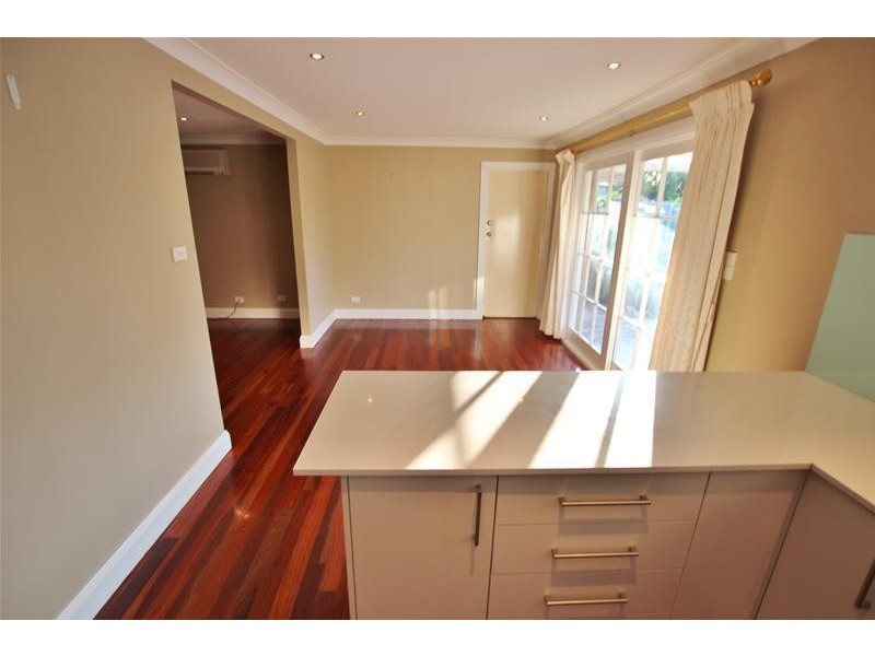 13 Larnach Place, Elderslie NSW 2570