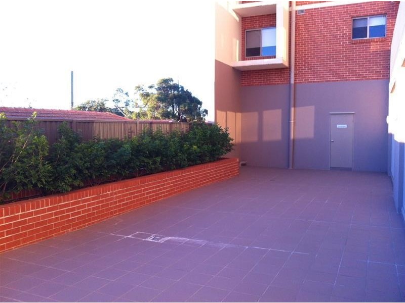 82/3-9 Warby Street, Campbelltown NSW 2560