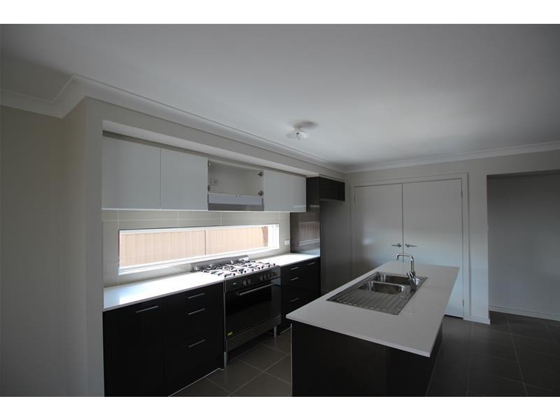 28 Atlee Street, Oran Park NSW 2570
