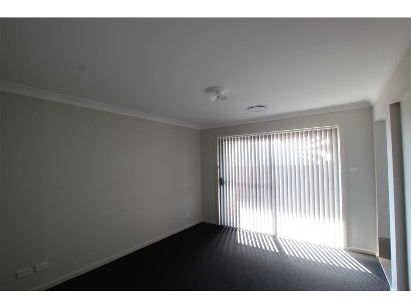 28 Atlee Street, Oran Park NSW 2570