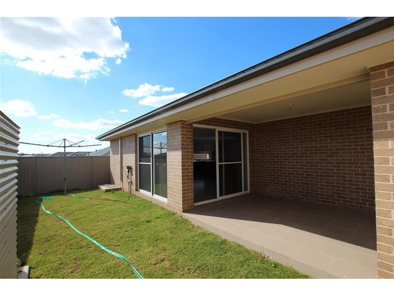 28 Atlee Street, Oran Park NSW 2570