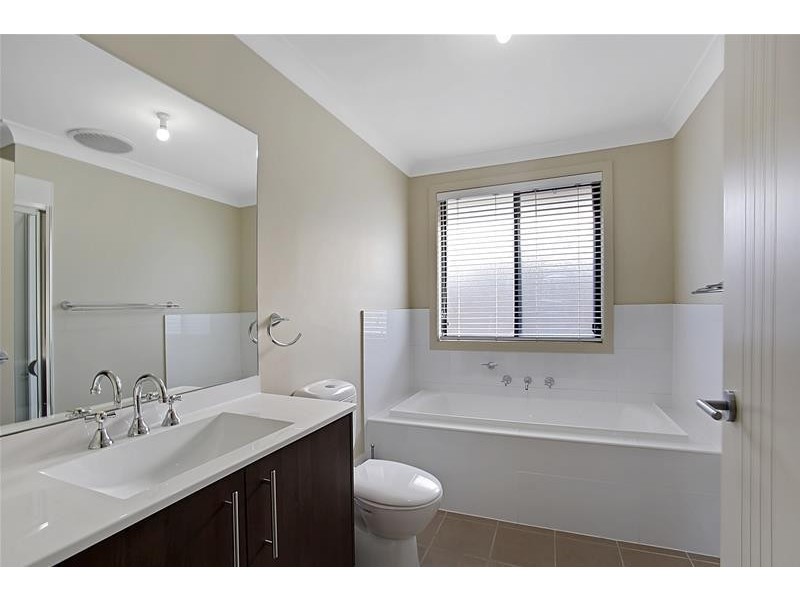 15 Marshall Avenue, Spring Farm NSW 2570