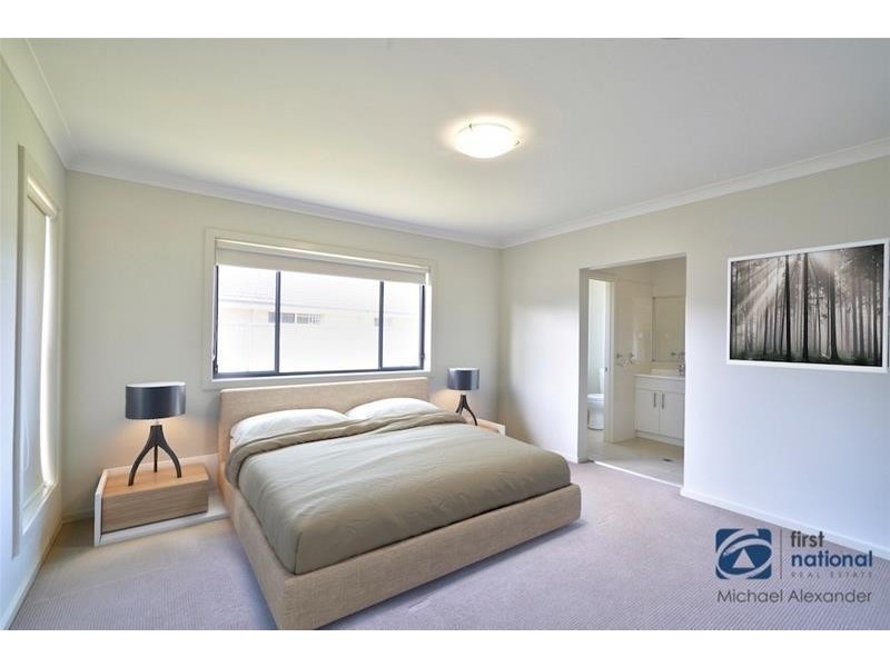12 Central Avenue, Oran Park NSW 2570
