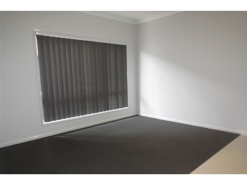 90 Radisich Loop, Oran Park NSW 2570