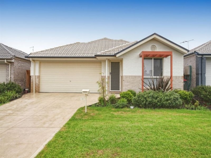 44 Kerrigan Crescent, Elderslie NSW 2570