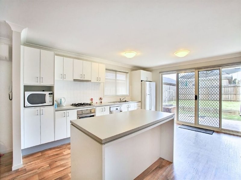 44 Kerrigan Crescent, Elderslie NSW 2570